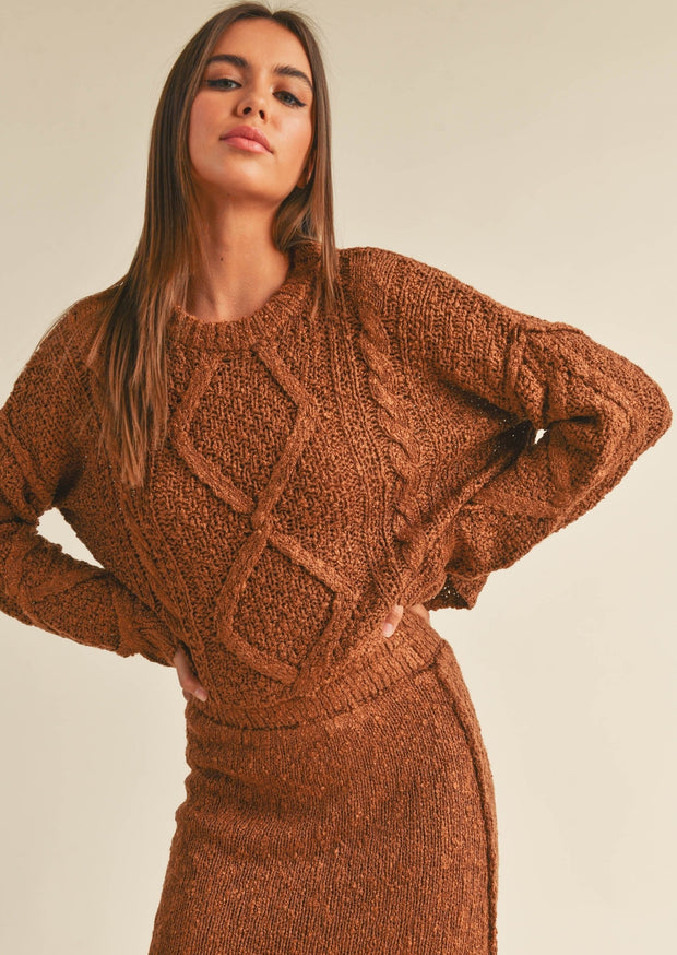 CHOCO CABLE KNIT SWEATER