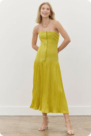 ENVY OF THE ROOM CHARTREUSE STRAPLESS PLEATED DRESS