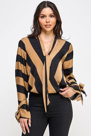 COMFORTABLE CHARM TIE FRONT BLACK & TAN TOP