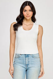 WILD AT HEART SCOOP NECK SLEEVELESS SWEATER
