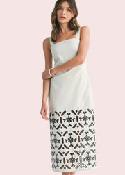 MIDTOWN CHIC LINEN BLEND SHIFT DRESS