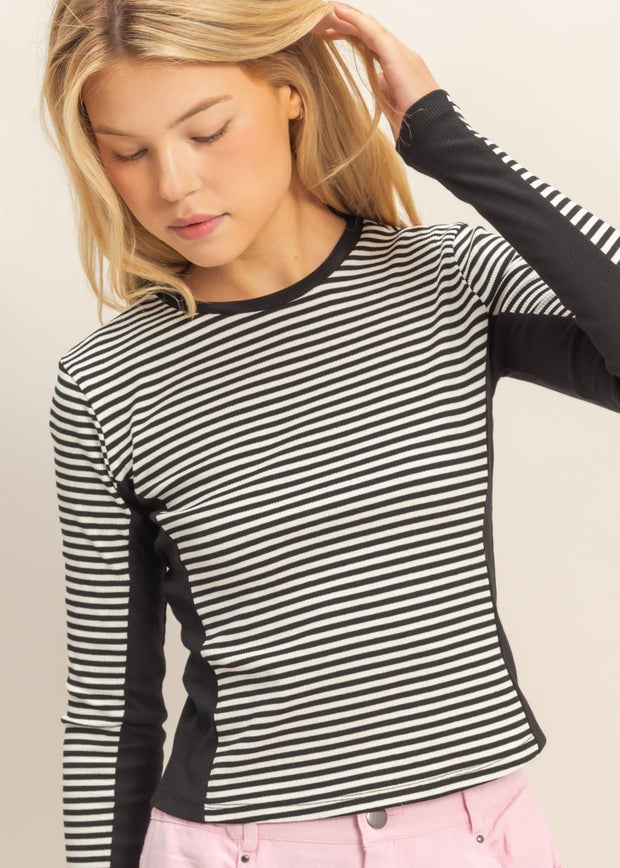 ROAD TRIP READY BLACK STRIPED TOP