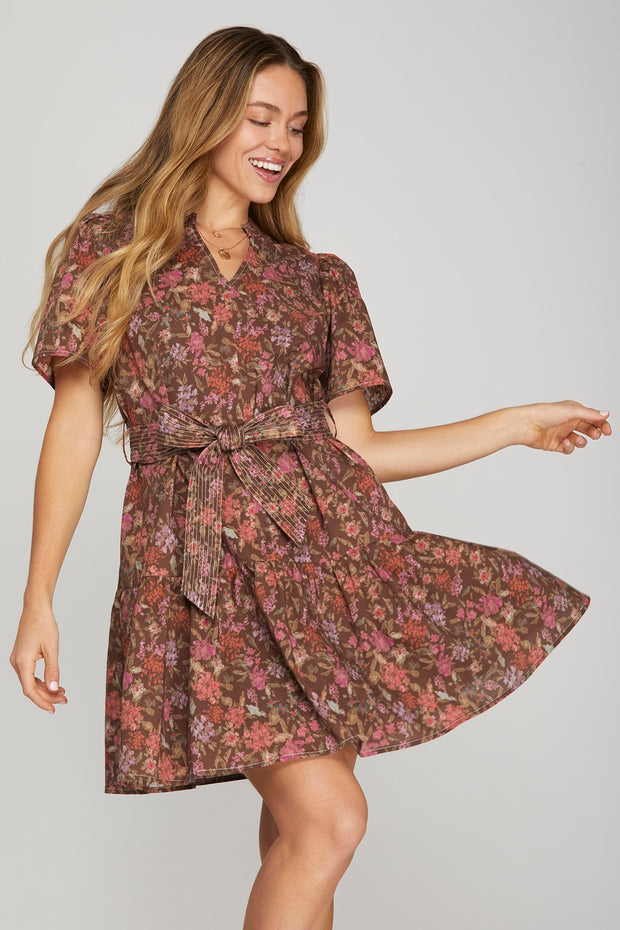 SMALL TOWN CHARISMA FLORAL PRINT DRESS