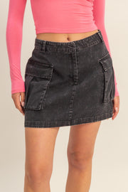 FEEL THE RUSH CARGO MINI SKIRT - CREAM OR BLACK