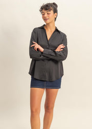 SIMPLE AND CHIC BLOUSE - BLACK, TAUPE OR PLUM