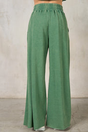 A MATTER OF COMFORT GREEN OVERSIZED SWEATPANTS