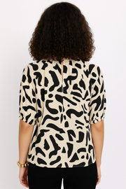 SAFARI STROLL PRINT BLOUSE