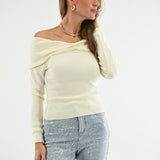 APRICOT SWIFTY STRAIGHT RHINESTONE JEANS