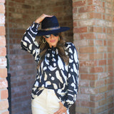 LOOK MY WAY BLACK & WHITE ABSTRACT BLOUSE