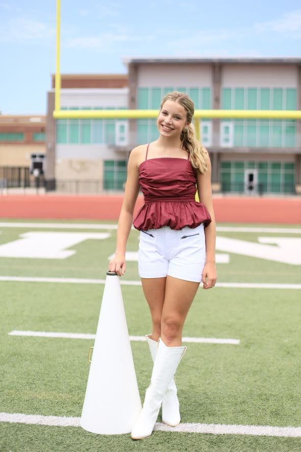 FIELD GOAL CUTIE MAROON RUCHED TOP