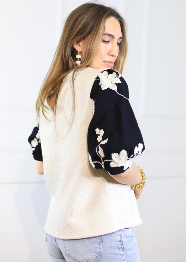 SIMPLY STATED FLORAL EMBROIDERED SLEEVE TOP