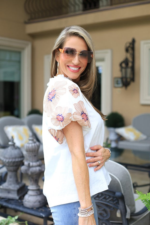 DELICATE DETAILS EMBROIDERED IVORY COTTON BLOUSE