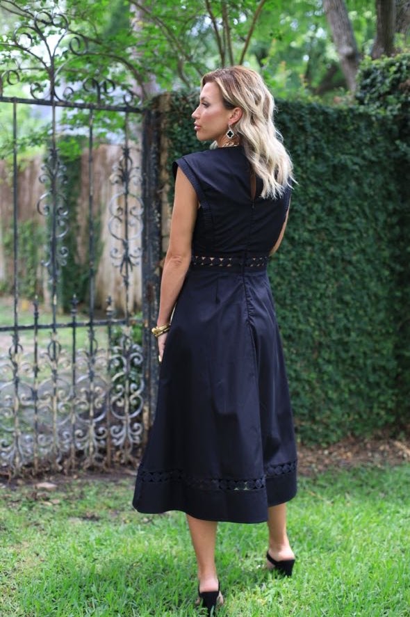 ICONIC CRUSH SLEEVELESS LACE TRIM MIDI DRESS