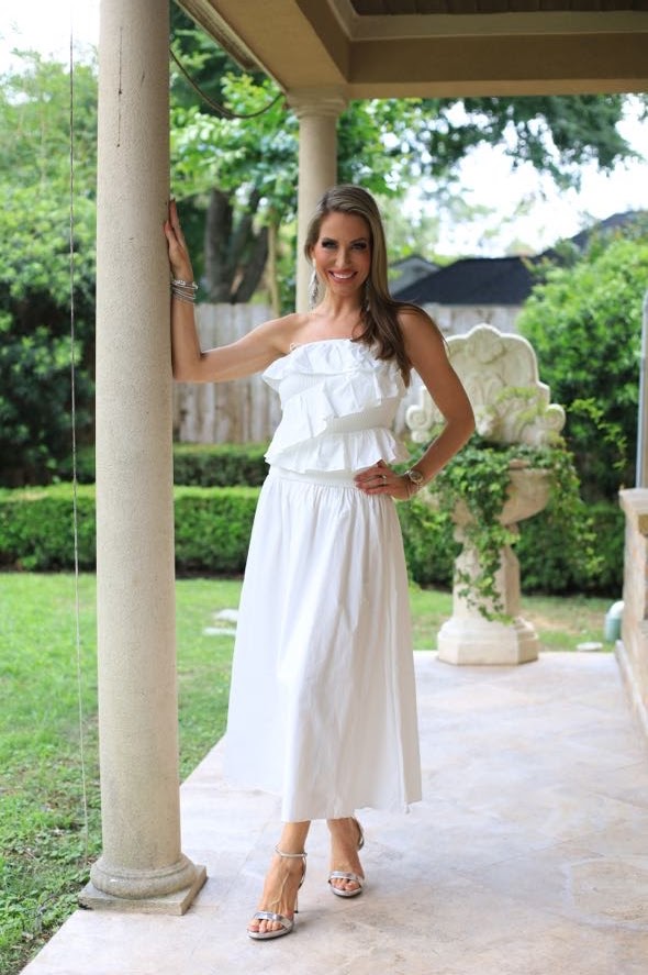 SPECIAL MOMENTS WHITE STRAPLESS MAXI DRESS