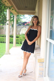 EVENING BLISS BLACK SCALLOP DRESS