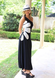 SUNNY DESIGN BLACK SIDE CUTOUT FLOWER DETAIL MAXI DRESS