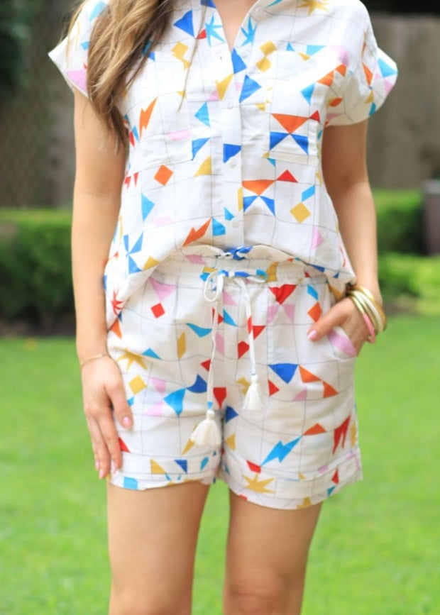 PICNIC PLANS GEOMETRIC PRINT SHORTS
