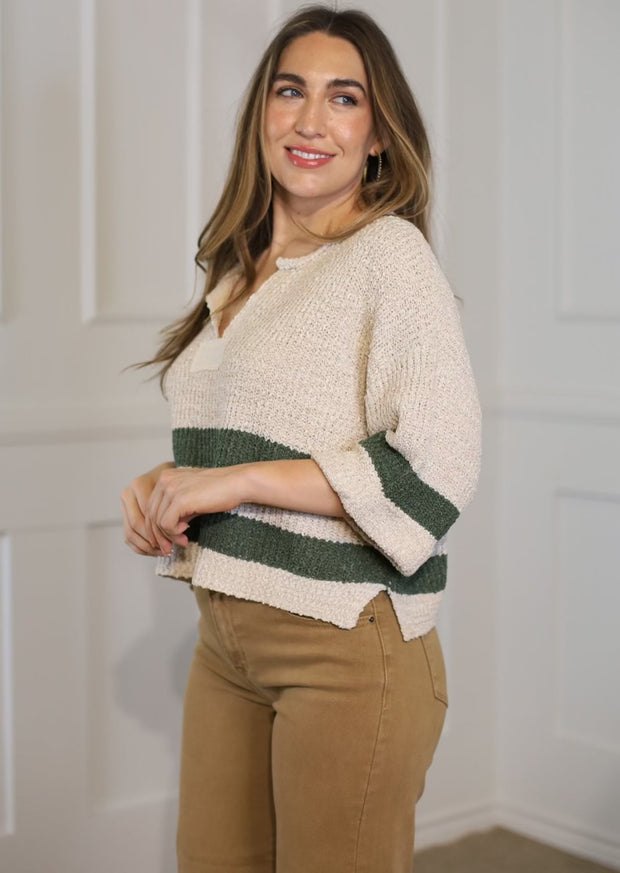RELAXED ESSENCE STRIPED OLIVE SWEATER