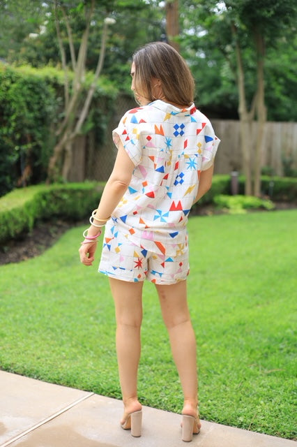 PICNIC PLANS GEOMETRIC PRINT SHORTS
