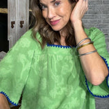 BOHO FEELS GREEN FLORAL TEXTURED BLOUSE