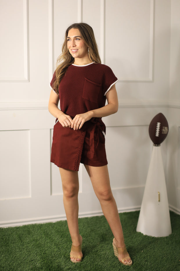 WINNERS ONLY MAROON WRAP SIDE TIE SKORTS