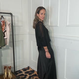 WEEKEND STROLL GIGI MODA SILK BLOUSE