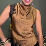 EVERYDAY ADVENTURE POLKA DOT TOP