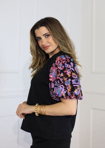 SPARKLING SHINE SEQUIN DETAIL BUBBLE SLEEVE RIBBED TOP