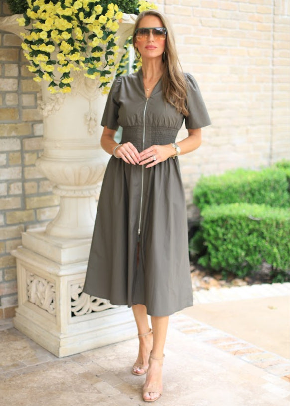 SWEET EMBRACE OLIVE COTTON MIDI DRESS