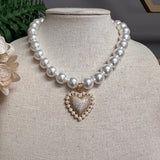 VIRTUE - FULL OF LOVE PEARL NECKLACE WITH HEART PENDANT