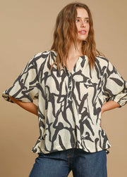 EXTROVERT TWO TONE ABSTRACT TOP