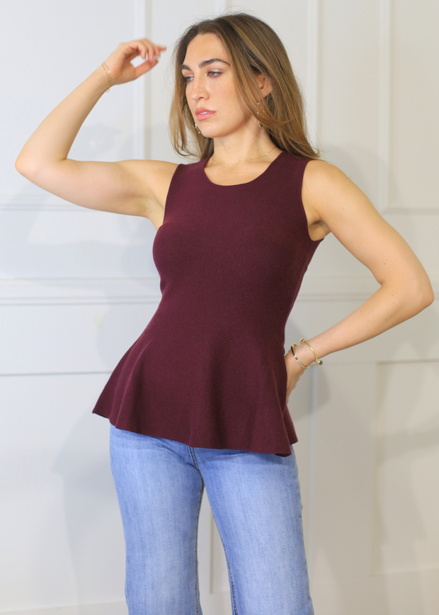 SIMPLE TWIST PLUM SLEEVELESS PEPLUM TOP