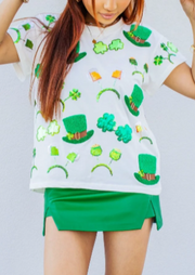 QUEEN OF SPARKLES:  ST PATRICKS DAY ICON TEE