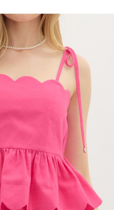 CASUAL OUTTING HOT PINK SCALLOPED TOP
