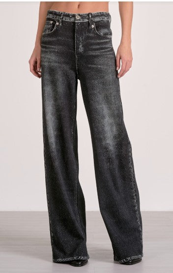 ELAN SWEATPANT JEANS IN GREY WASH
