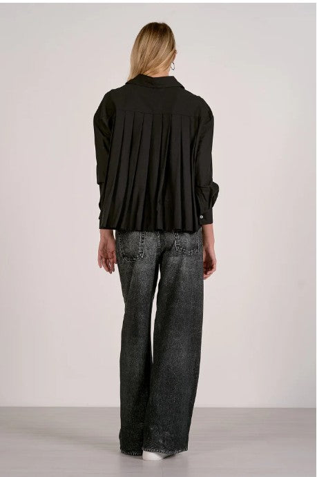 ELAN SWEATPANT JEANS IN GREY WASH