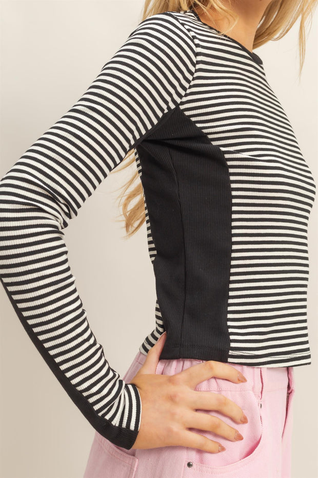 ROAD TRIP READY BLACK STRIPED TOP