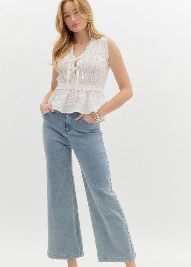 PARTY ON THE SIDE PEARL DETAIL JEANS