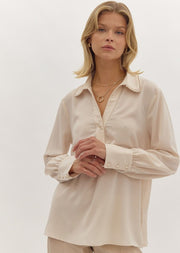 NATURAL GRACE PEARL DETAIL CREAM BLOUSE