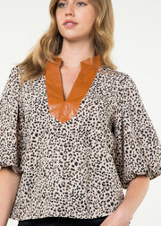 ON THE PROWL ANIMAL PRINT TOP