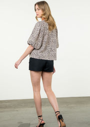 ON THE PROWL ANIMAL PRINT TOP