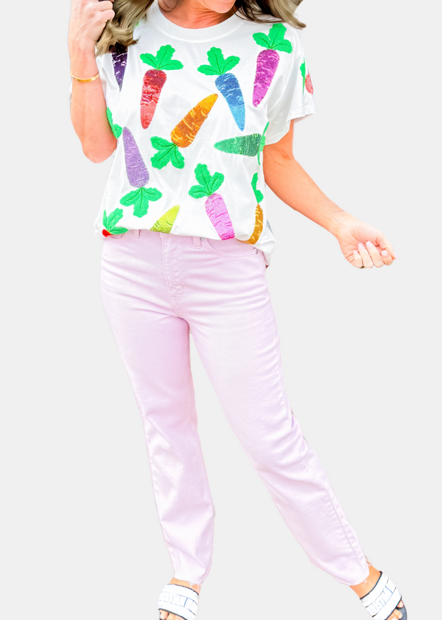 QUEEN OF SPARKLES WHITE MULTI CARROT TEE